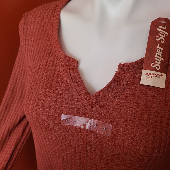 Arizona Jean Co Rust Colored Top NWT - Picture 5 of 6